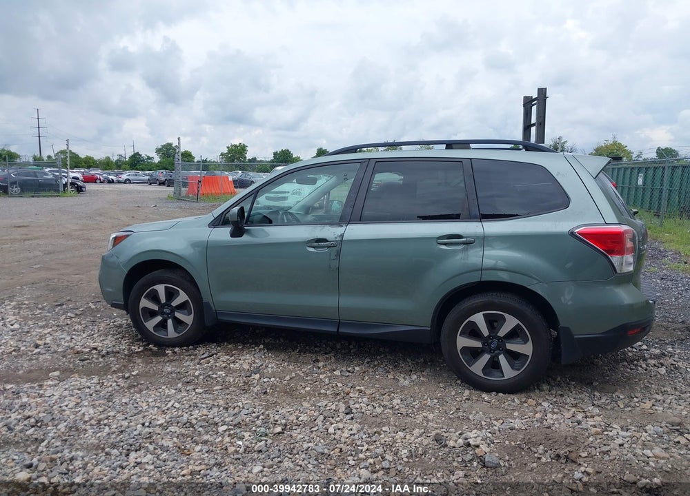 2017 SUBARU FORESTER VIN: JF2SJAEC8HH415225