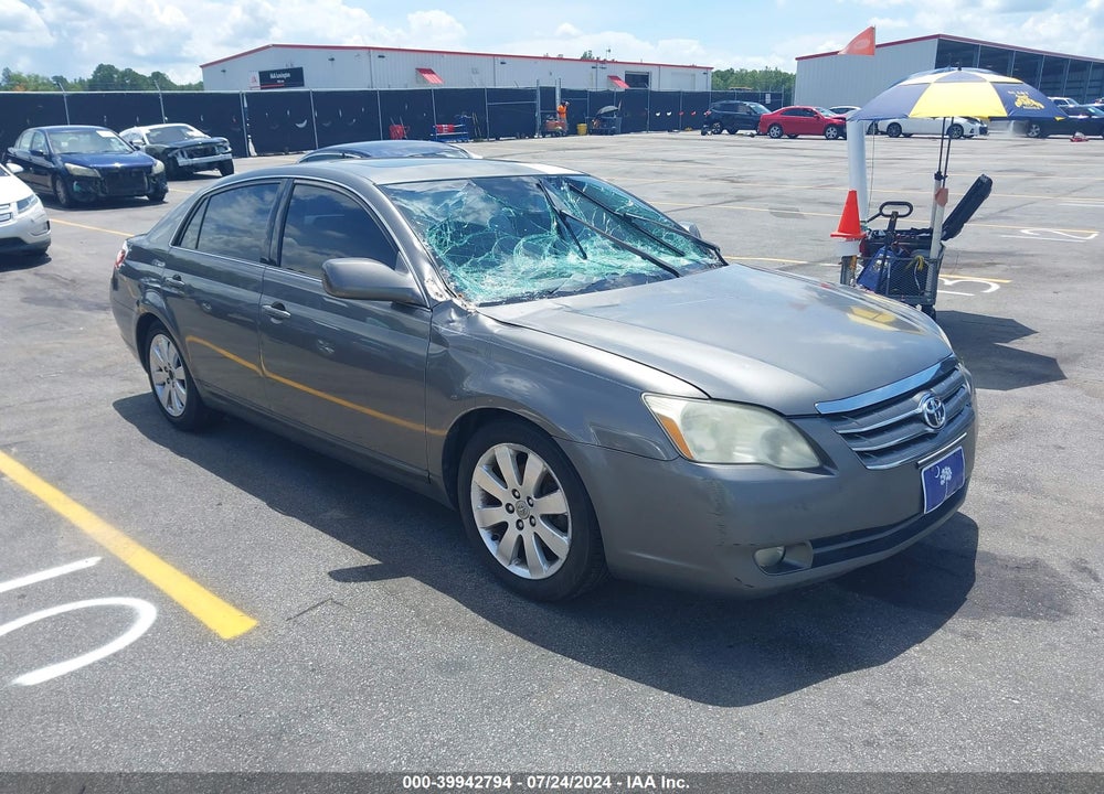 2005 TOYOTA AVALON LIMITED/TOURING/XL/XLS VIN: 4T1BK36B95U056608