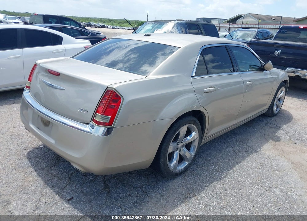 2012 CHRYSLER 300 VIN: 2C3CCAAG8CH261502