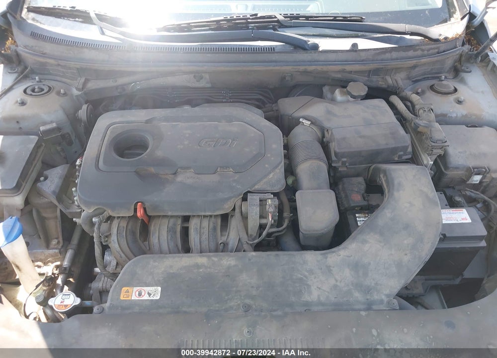 2015 HYUNDAI SONATA SE VIN: 5NPE24AFXFH194798