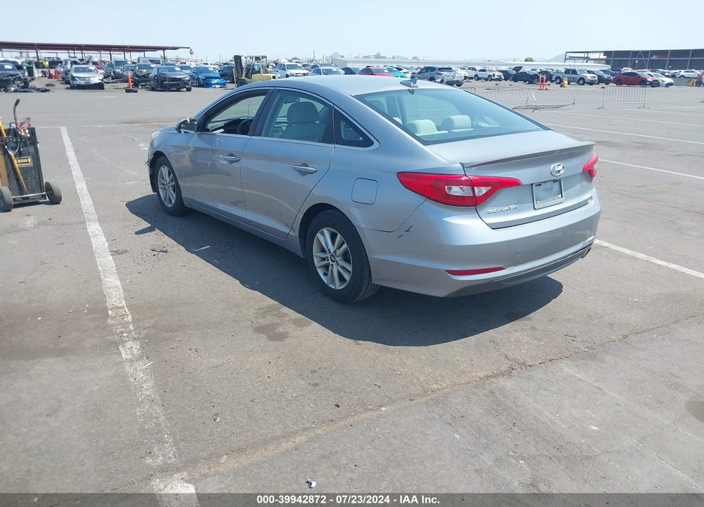 2015 HYUNDAI SONATA SE VIN: 5NPE24AFXFH194798