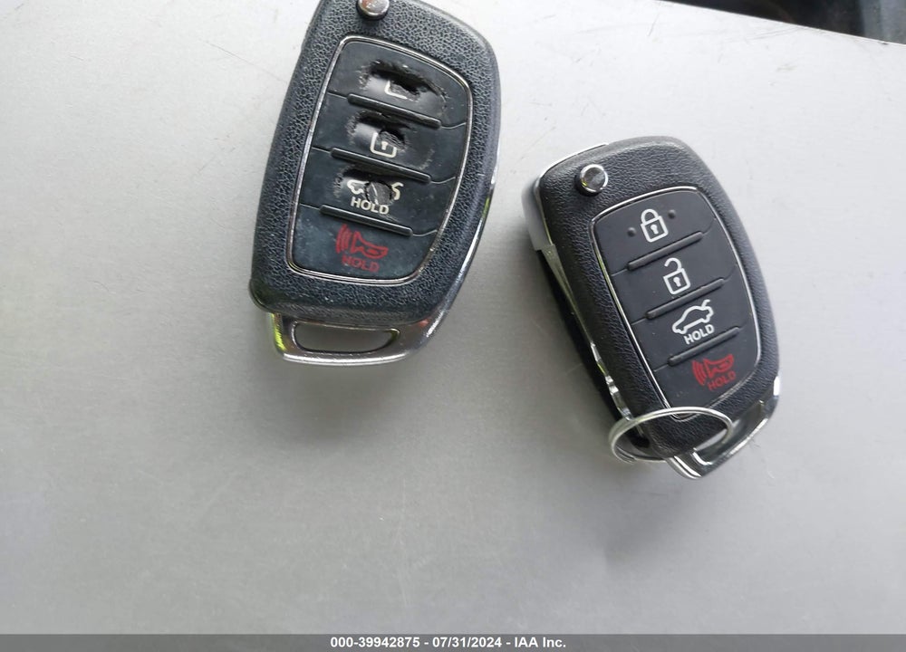 2015 HYUNDAI SONATA SE VIN: 5NPE24AF8FH252911