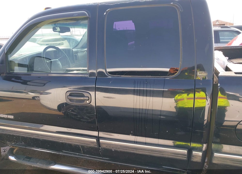 2001 CHEVROLET SILVERADO 2500HD LS VIN: 1GCHK29U11E242671