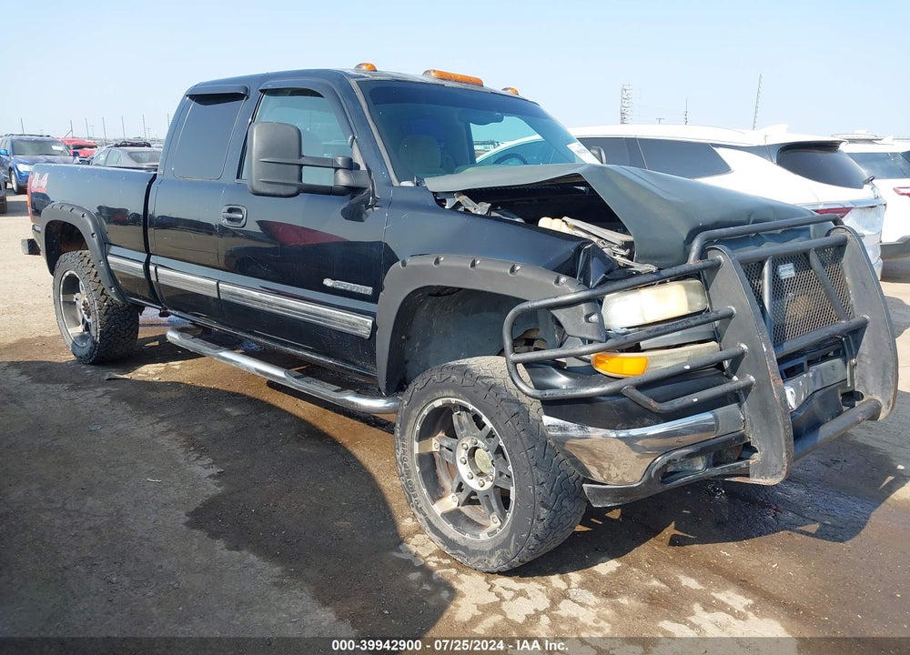 2001 CHEVROLET SILVERADO 2500HD LS VIN: 1GCHK29U11E242671