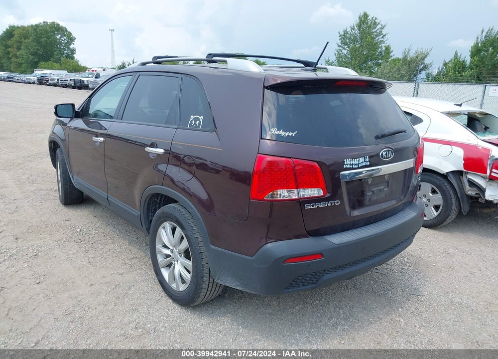 2011 KIA SORENTO EX VIN: 5XYKU4A19BG120579