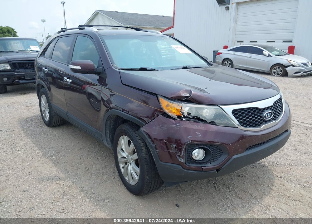 2011 KIA SORENTO EX VIN: 5XYKU4A19BG120579
