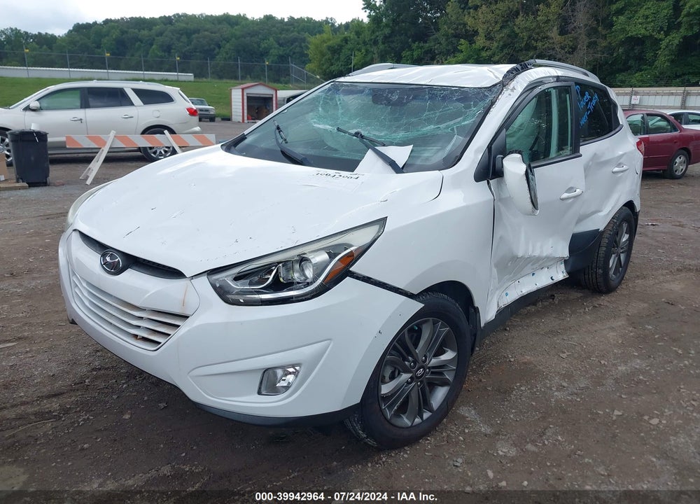 2014 HYUNDAI TUCSON SE VIN: KM8JU3AG4EU915855