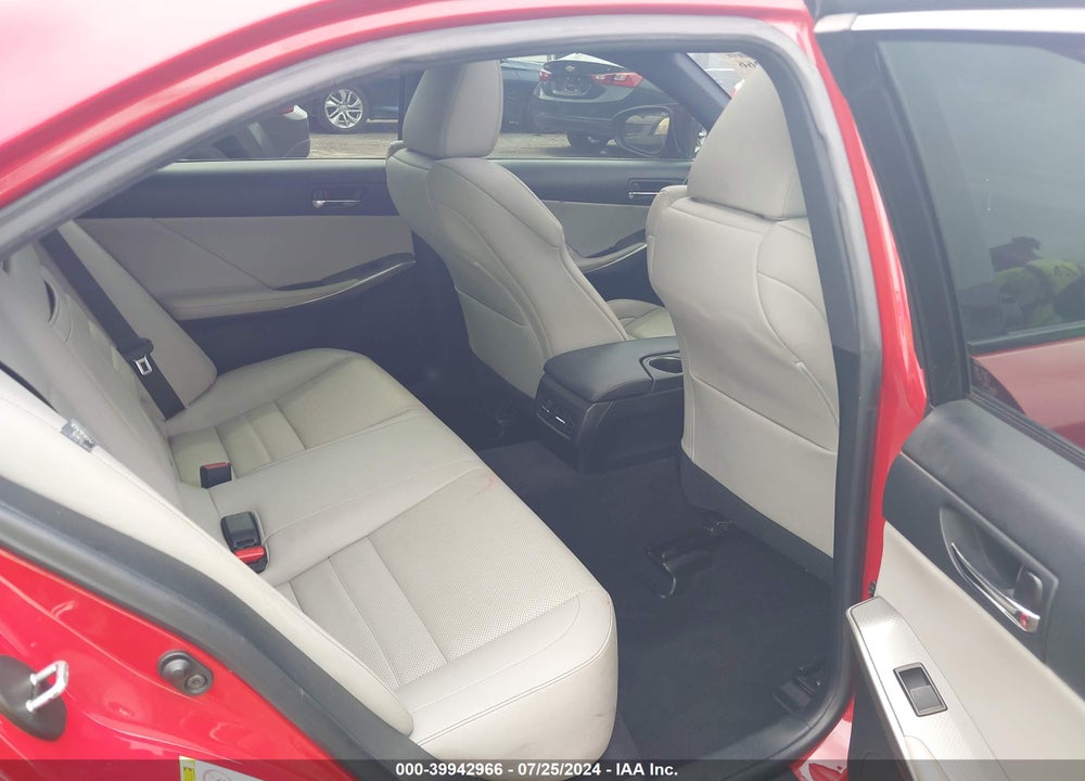 2016 LEXUS IS 200T VIN: JTHBA1D29G5030391