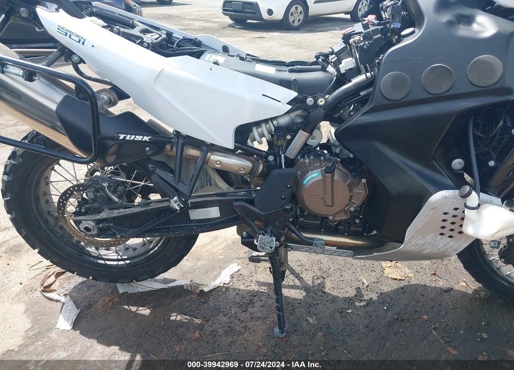 2023 HUSQVARNA NORDEN 901 VIN: VBKUN6407PM866487