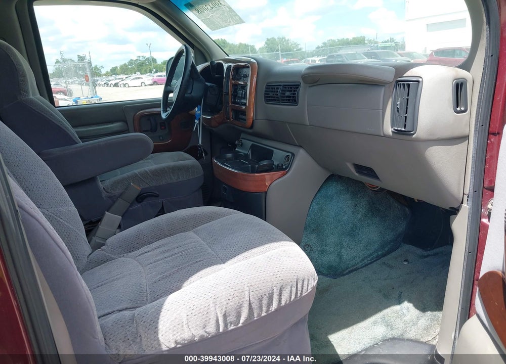 2000 GMC SAVANA RV VIN: 1GDFG15RXY1158317