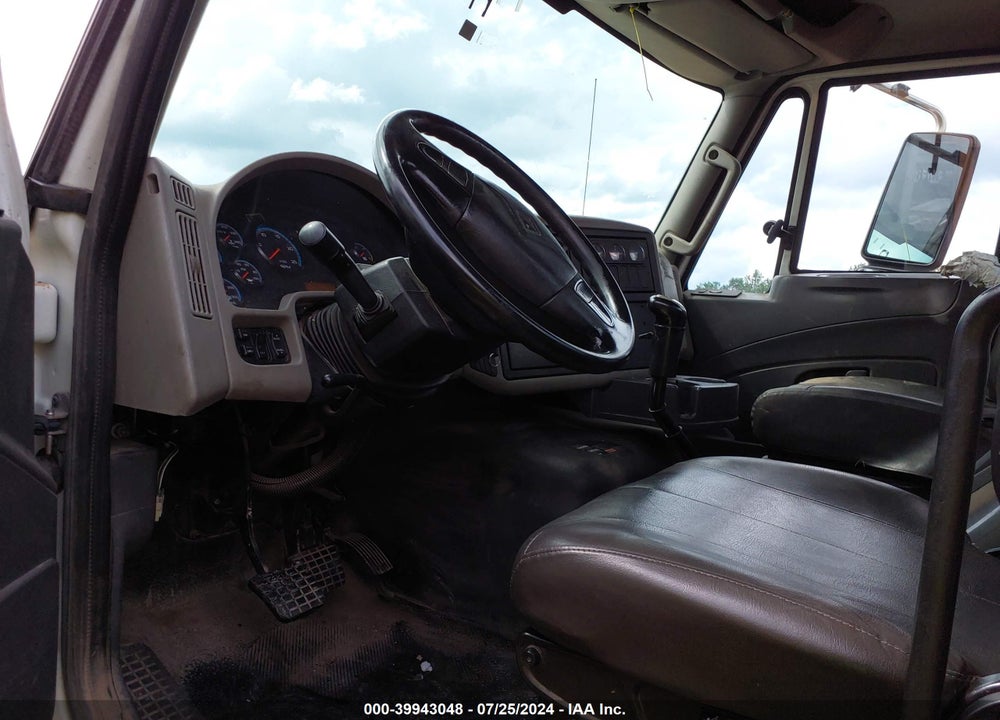 2013 INTERNATIONAL 8600 8600 VIN: 1HSHXSJR3DJ602647