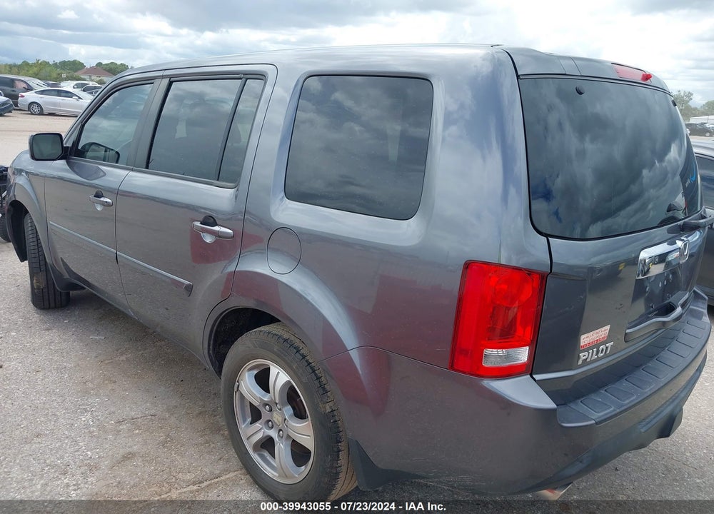2014 HONDA PILOT EX VIN: 5FNYF3H44EB019671