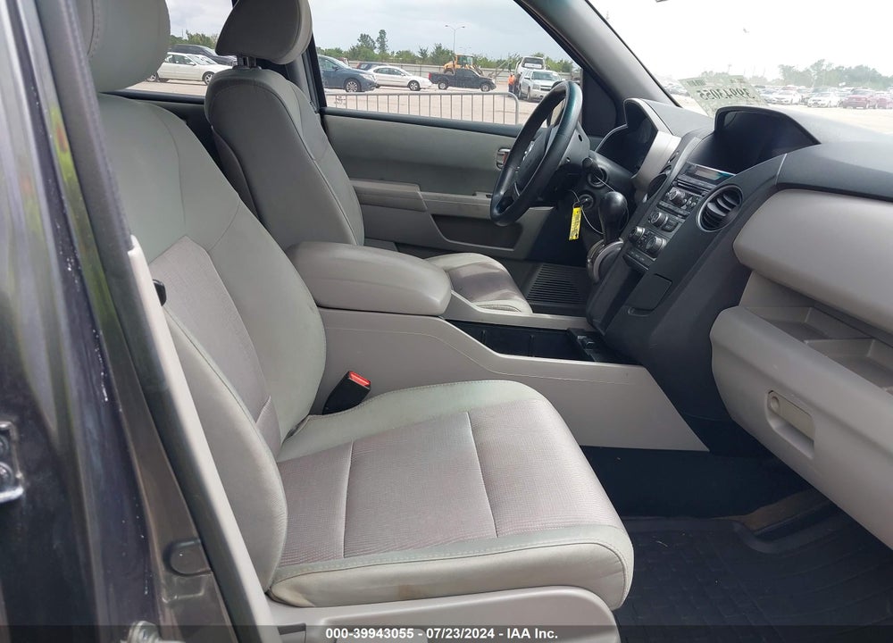 2014 HONDA PILOT EX VIN: 5FNYF3H44EB019671