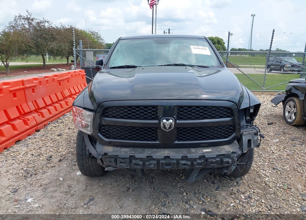 2017 RAM 1500 EXPRESS QUAD CAB 4X4 6'4 BOX VIN: 1C6RR7FT8HS829087