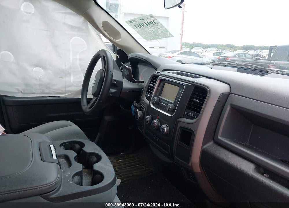 2017 RAM 1500 EXPRESS QUAD CAB 4X4 6'4 BOX VIN: 1C6RR7FT8HS829087