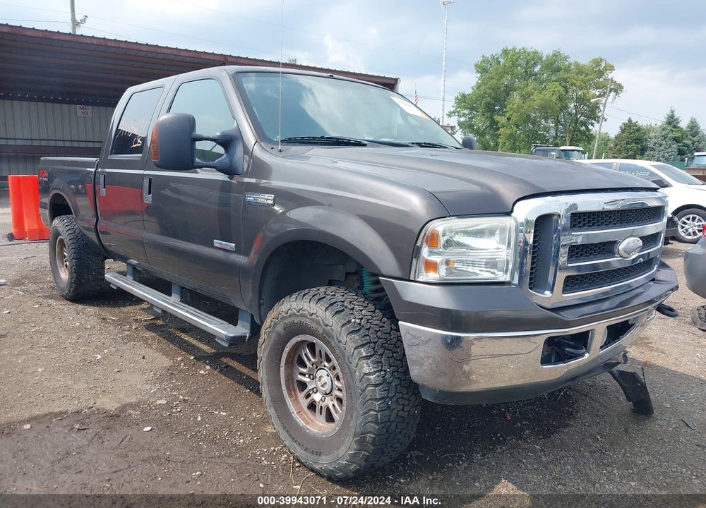 2005 FORD F-250 LARIAT/XL/XLT VIN: 1FTSW21P05EB80444