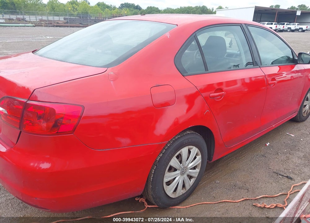 2013 VOLKSWAGEN JETTA 2.0L S VIN: 3VW2K7AJ2DM293743