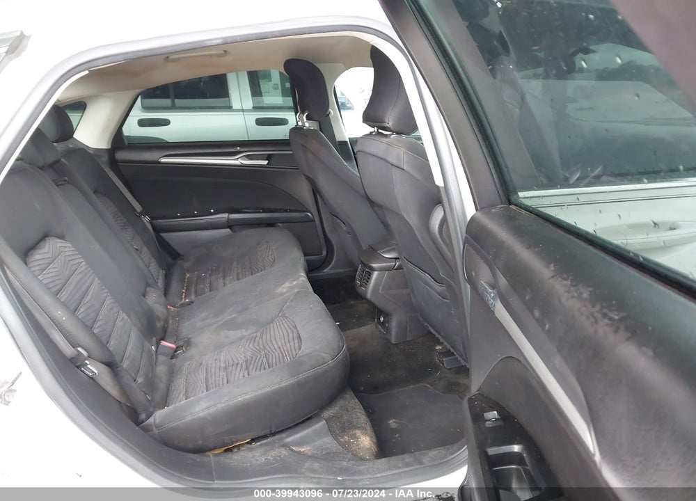 2016 FORD FUSION SE VIN: 3FA6P0H79GR149580