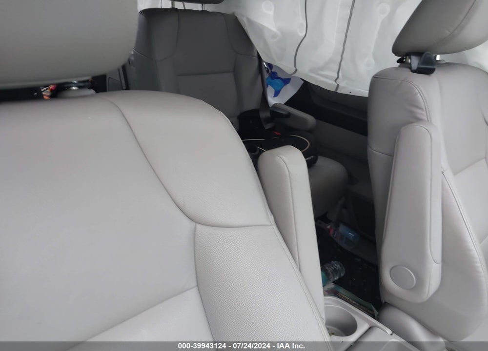2016 HONDA ODYSSEY EX-L VIN: 5FNRL5H65GB124071