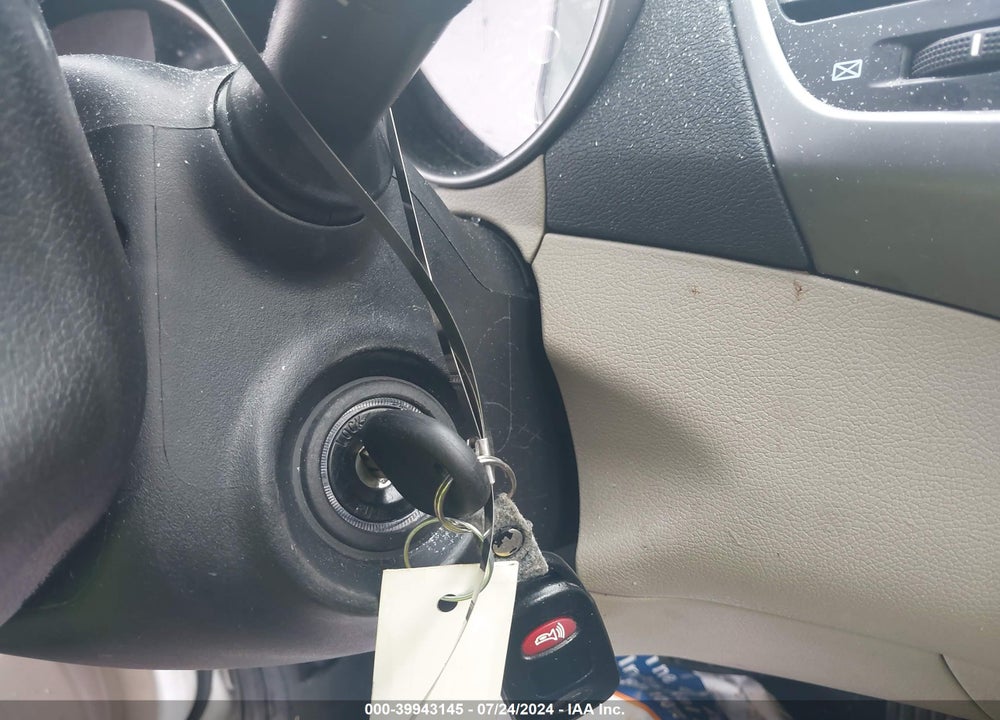 2016 HYUNDAI ELANTRA SE VIN: 5NPDH4AE4GH789407