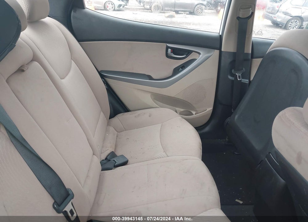 2016 HYUNDAI ELANTRA SE VIN: 5NPDH4AE4GH789407