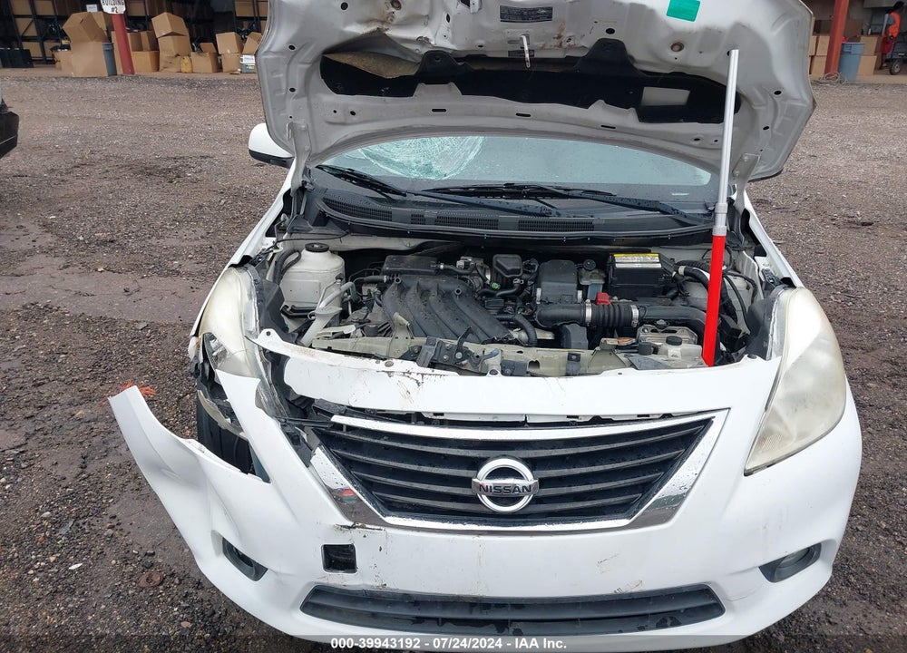 2013 NISSAN VERSA 1.6 SL VIN: 3N1CN7AP1DL885369