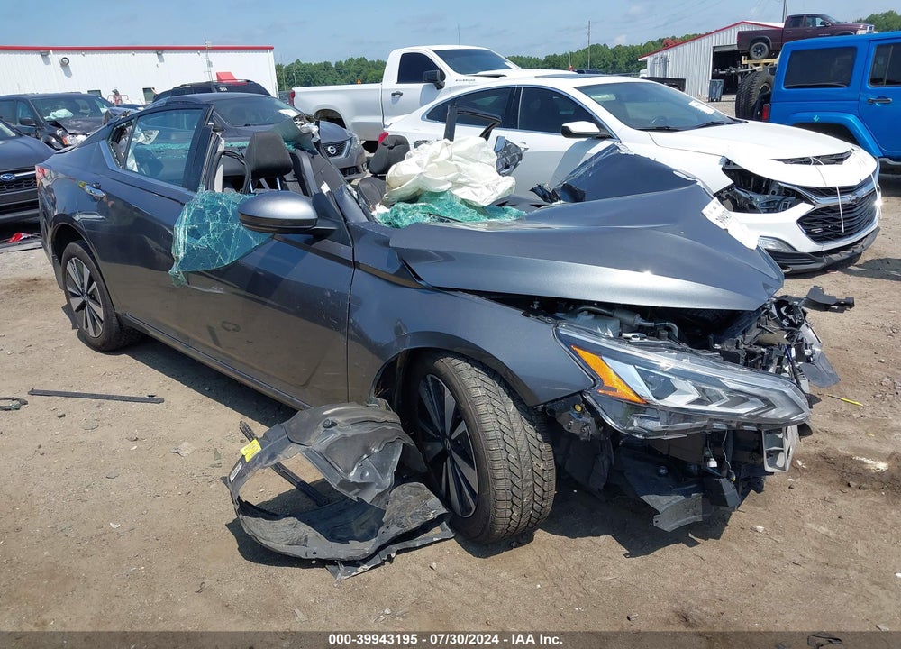 2022 NISSAN ALTIMA SV FWD VIN: 1N4BL4DV5NN330696