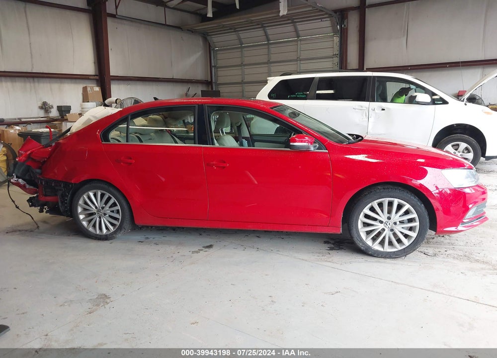 2015 VOLKSWAGEN JETTA 1.8T SE VIN: 3VWD07AJ4FM321771