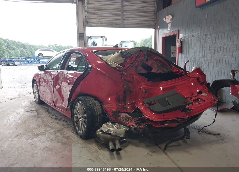 2015 VOLKSWAGEN JETTA 1.8T SE VIN: 3VWD07AJ4FM321771