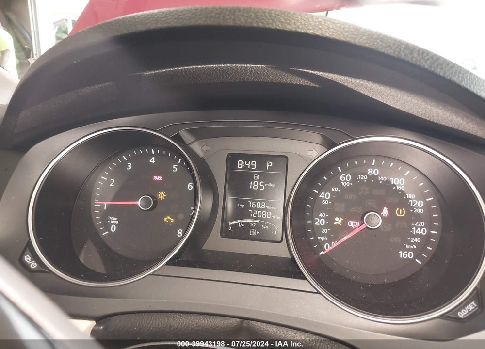 2015 VOLKSWAGEN JETTA 1.8T SE VIN: 3VWD07AJ4FM321771