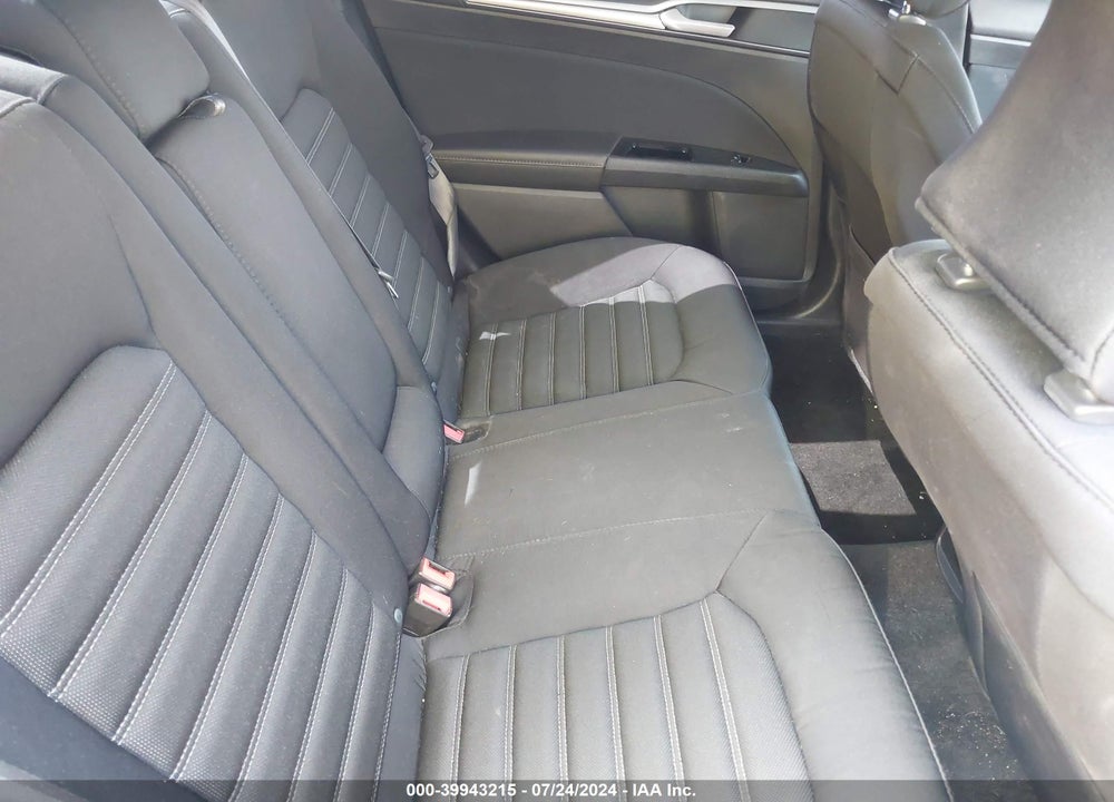 2015 FORD FUSION SE VIN: 3FA6P0HD6FR251861