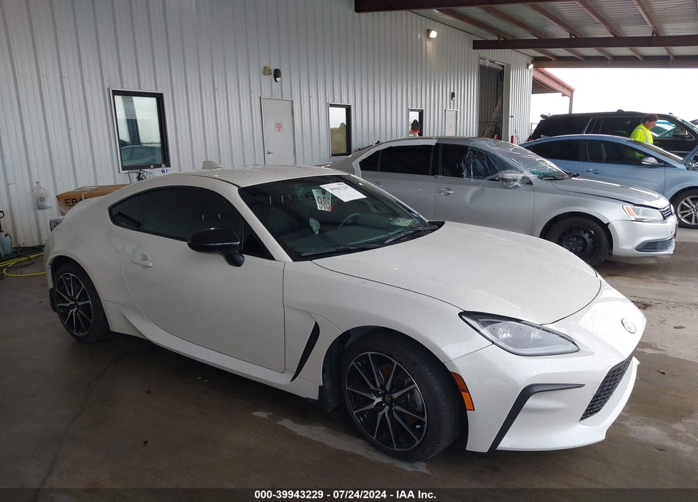 2023 TOYOTA GR86 VIN: JF1ZNBC13P8762684