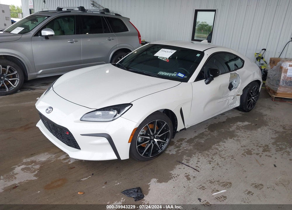 2023 TOYOTA GR86 VIN: JF1ZNBC13P8762684