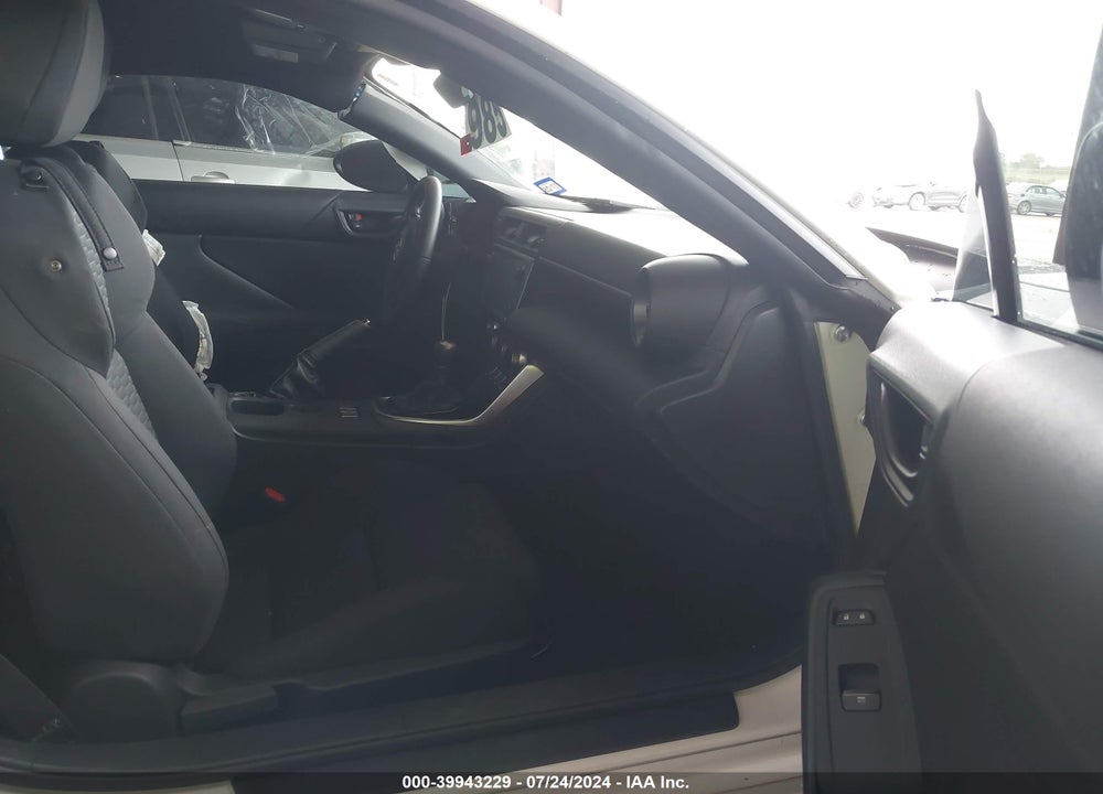 2023 TOYOTA GR86 VIN: JF1ZNBC13P8762684