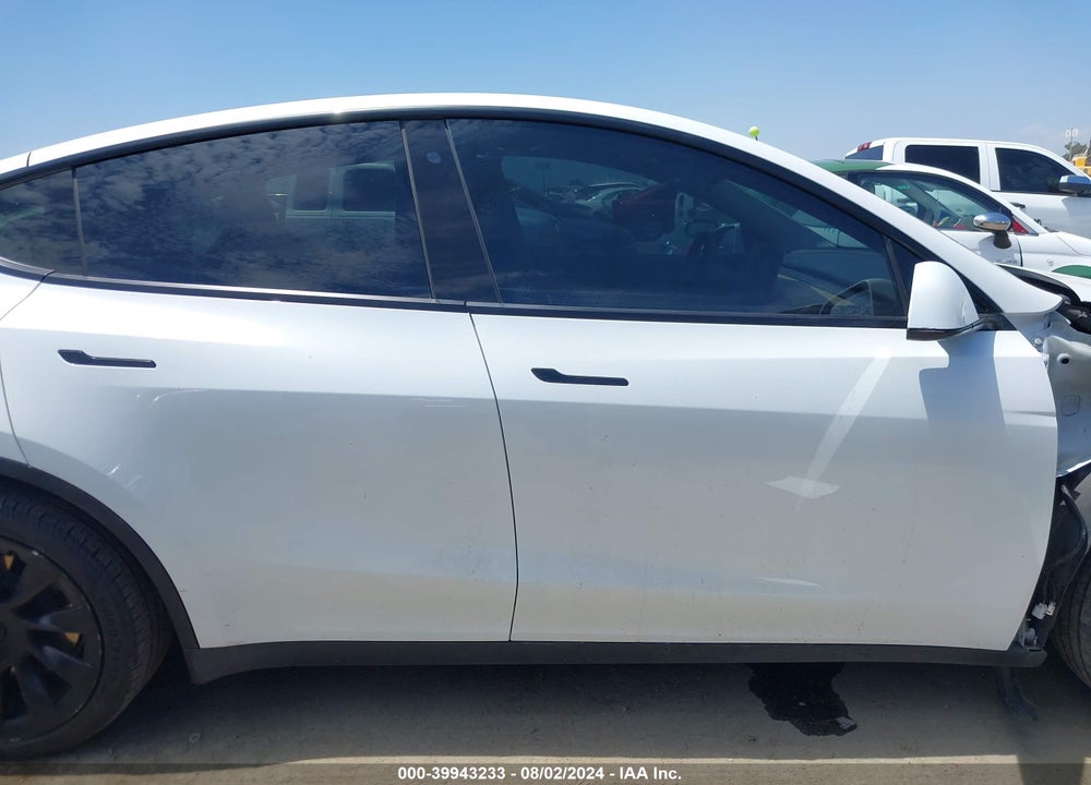 2020 TESLA MODEL Y LONG RANGE DUAL MOTOR ALL-WHEEL DRIVE VIN: 5YJYGDEE4LF029811