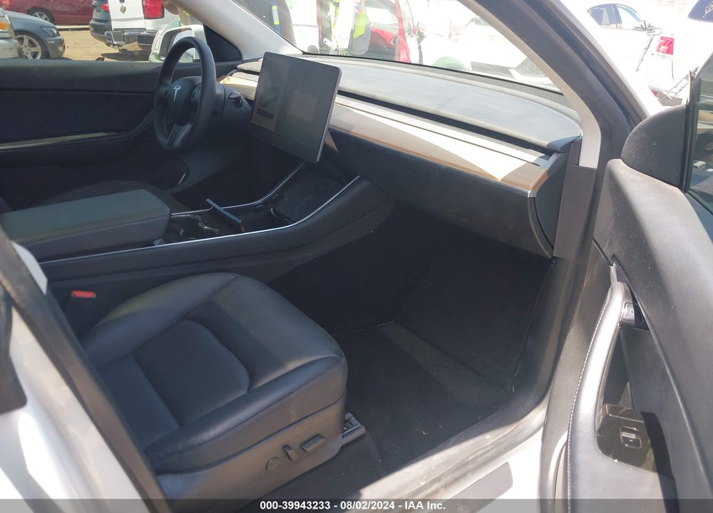 2020 TESLA MODEL Y LONG RANGE DUAL MOTOR ALL-WHEEL DRIVE VIN: 5YJYGDEE4LF029811