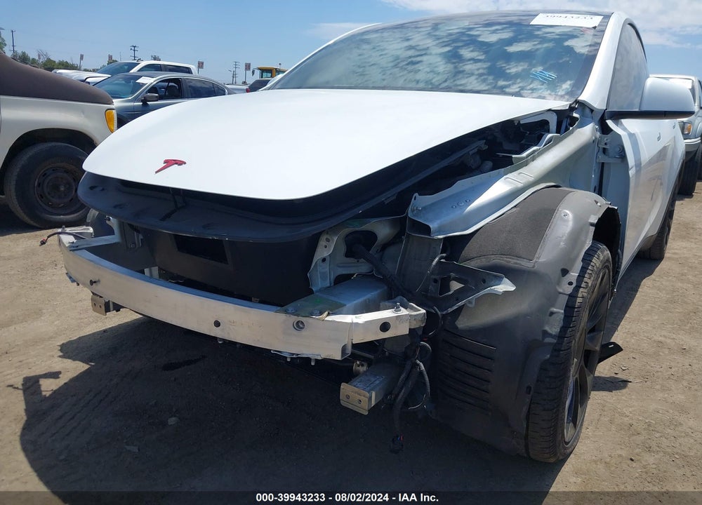 2020 TESLA MODEL Y LONG RANGE DUAL MOTOR ALL-WHEEL DRIVE VIN: 5YJYGDEE4LF029811