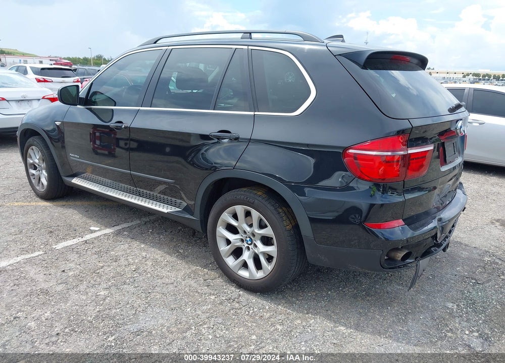 2013 BMW X5 XDRIVE35D VIN: 5UXZW0C58D0B90800