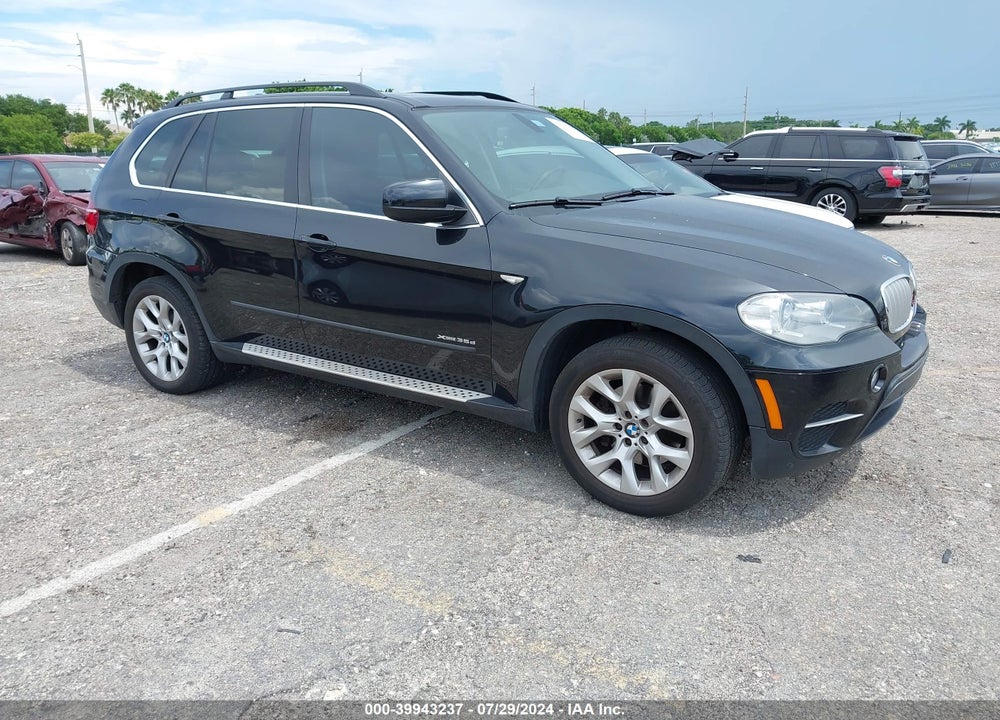 2013 BMW X5 XDRIVE35D VIN: 5UXZW0C58D0B90800
