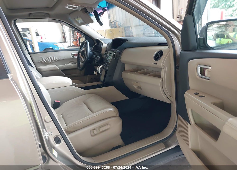 2009 HONDA PILOT EX-L VIN: 5FNYF38609B013650