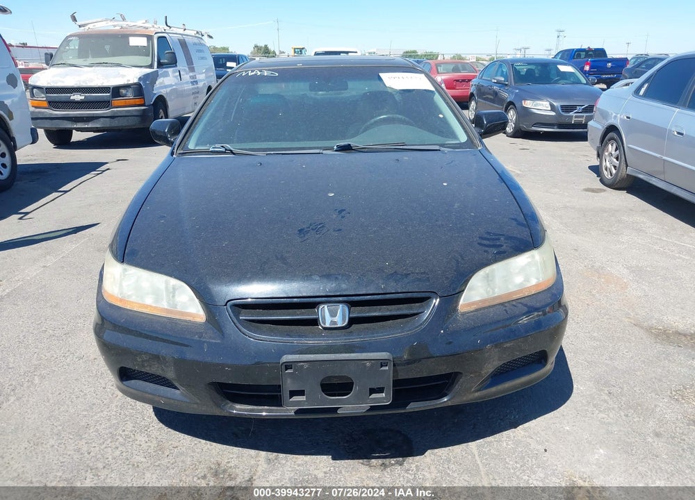 2001 HONDA ACCORD 3.0 EX VIN: 1HGCG225X1A015910