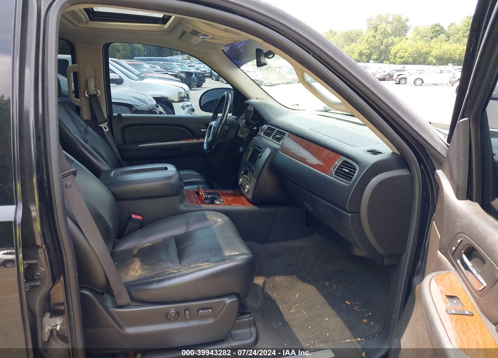 2007 GMC YUKON XL 1500 SLE/SLT VIN: 1GKFK16347R308746