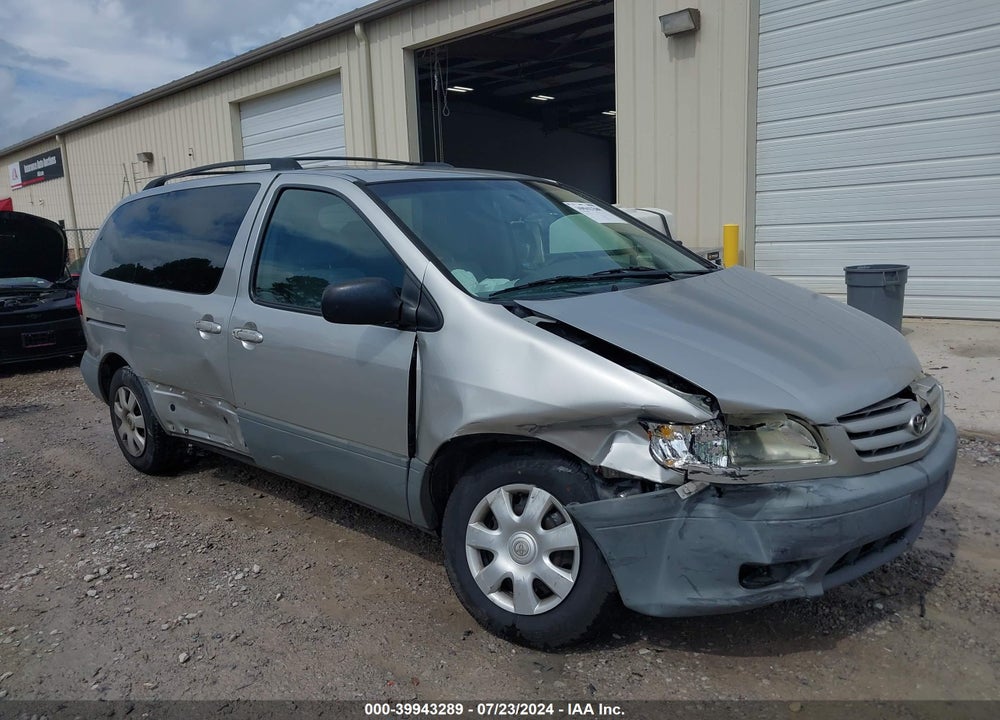 2002 TOYOTA SIENNA VIN: 4T3ZF13C82U438667