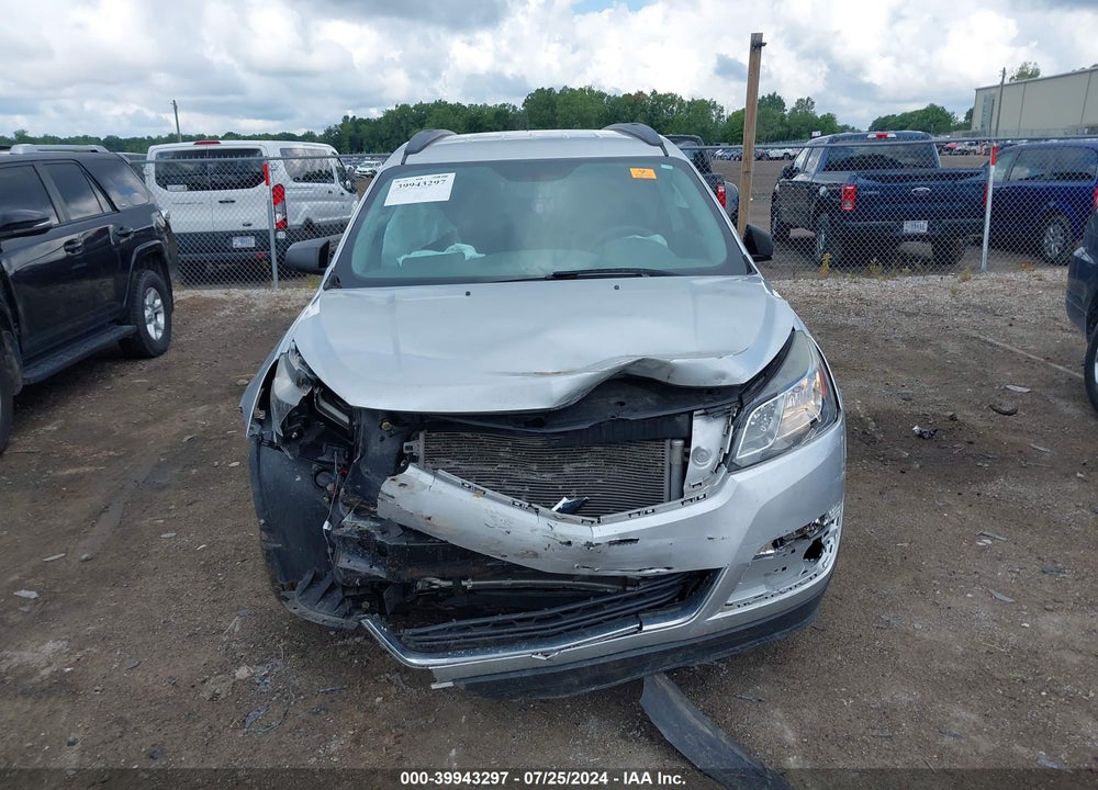 2017 CHEVROLET TRAVERSE LS VIN: 1GNKRFED2HJ341104