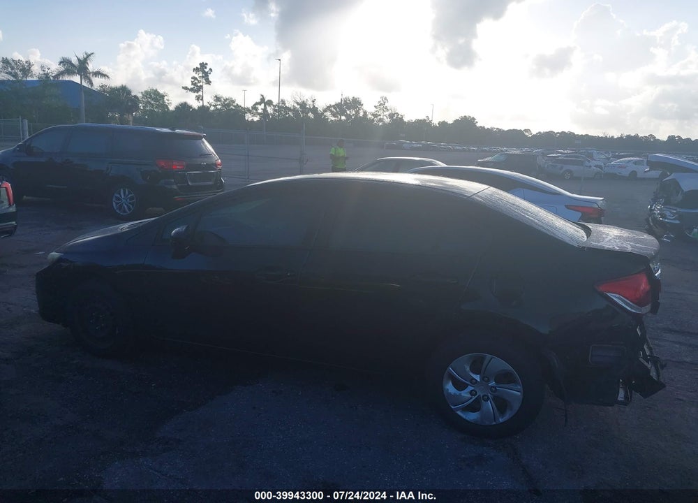 2015 HONDA CIVIC LX VIN: 19XFB2F56FE107556