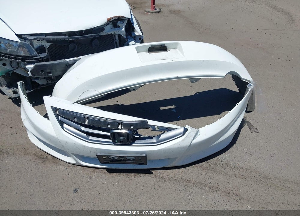 2011 HONDA ACCORD 2.4 EX-L VIN: 1HGCS1B84BA013896