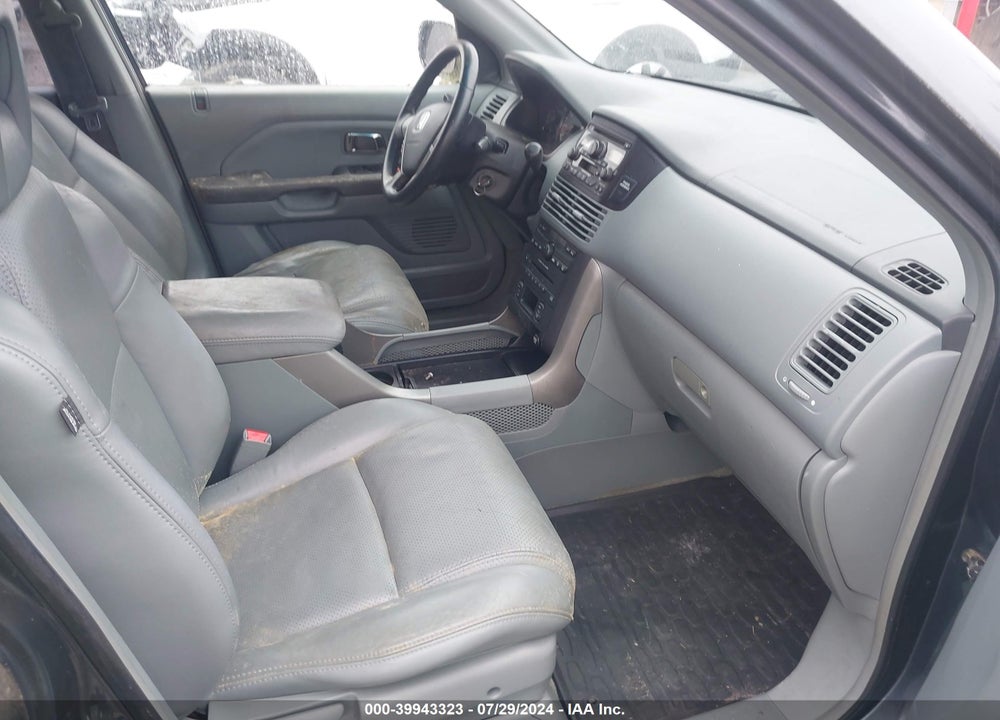 2005 HONDA PILOT EX-L VIN: 2HKYF18525H542928