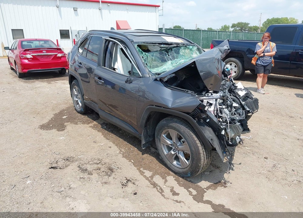 2024 TOYOTA RAV4 HYBRID XLE VIN: 4T3RWRFV7RU112915
