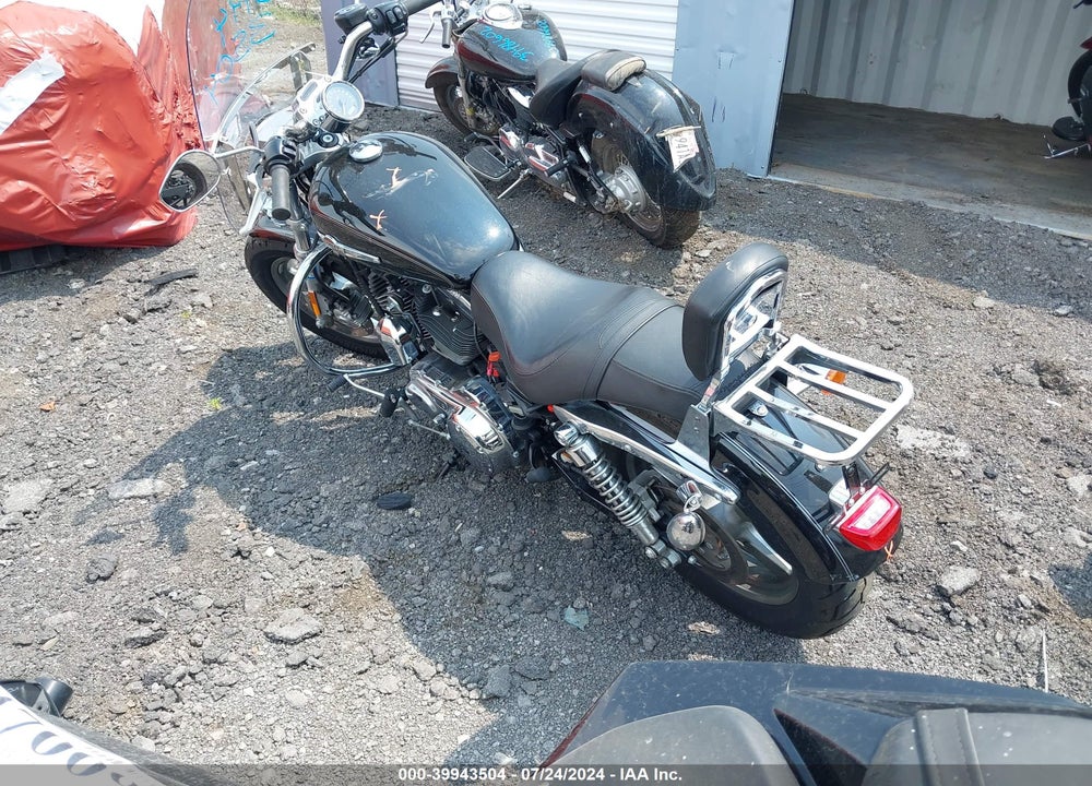 2011 HARLEY-DAVIDSON XLH1200 C VIN: 1HD1CT323BC421317