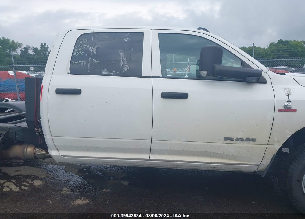 2020 RAM 3500 CHASSIS TRADESMAN/SLT/LAIE/LIMITED VIN: 3C7WRTCL5LG103411